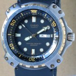 photo of vintage-casio-MD-703-diver-watch front view