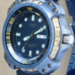 photo of vintage-casio-MD-703-diver-watch side view 1