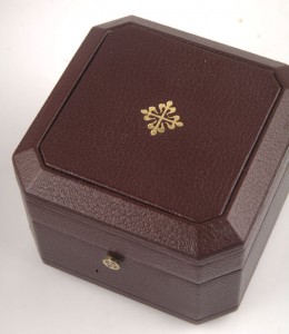 patek-philippe-red-brown-leather-small-box-4