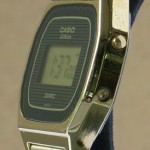 photo of nos-casio-lady-gold-lb611g side view 1