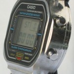photo of vintage casio-DW-5800 side view 1