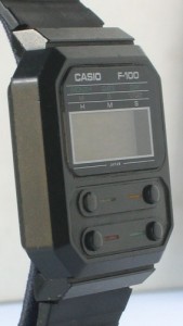 photo of vintage casio-f-100 side view 2