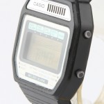 photo of vintage-casio-melody-alarm-82h108-blue-dial side view 1