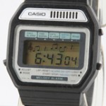 photo of vintage-casio-melody-alarm-82h108-blue-dial front view sm