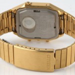 photo of vintage-citizen-30-0322-cal-8944-gold-tone-back view