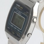 photo of-vintage-casio-83qs-41-blue-dial side view 2